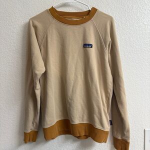 Patagonia Women's P-6 Label Organic Crew Sweatshirt Size Medium